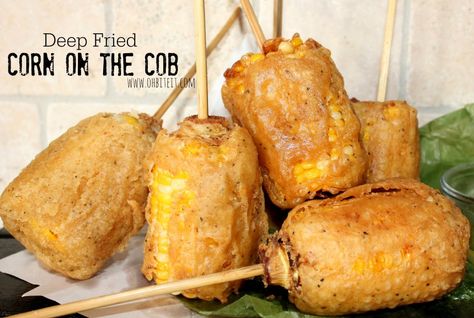 Deep Fried Corn On The Cob! Fried Corn On The Cob Recipe, Deep Fried Corn, Fried Corn On The Cob, Deep Fried Recipes, Deep Fried Appetizers, State Fair Food, Carnival Food, Deep Fried Food, Fried Corn