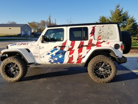 Jeep Wraps Ideas, Patriotic Jeep Decorations, Jeep Wraps, American Flag Headliner, Trucks With Flags, Jeep American Flag, Jeep Usa, American Flag Car Decal, Truck Wrap