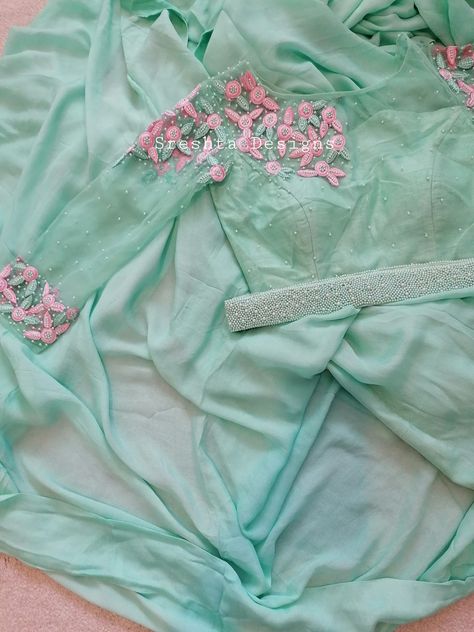 Mint Green Saree With Contrast Blouse, Pastel Green Saree Contrast Blouse, Pastel Green Saree, Green Blouse Designs, Pista Green Colour, Mint Green Blouses, Long Blouse Designs, Combination Dresses, Green Color Combinations