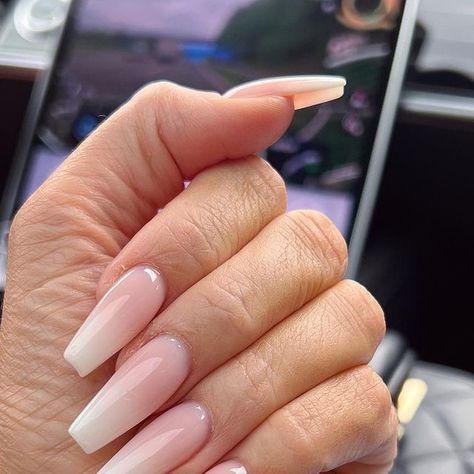 Jet Set Beauty GmbH on Instagram: "Babyboomer @dreamnails_by_bigi @esther_jetsetbeauty #jetsetbeautyproducts #jetsetbeauty #nailart #naildesigns #nails4today #babyboomer #babyboomernails #nailfashion" Nails Milky, Tapered Square Nails, Milky Nails, Ombre Acrylic Nails, White Acrylic Nails, Studded Nails, French Acrylic Nails, Short Square Acrylic Nails, Acrylic Nails Coffin Pink