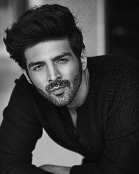 Would you like to have a cup of coffee with this hottie?  https://t.co/ZnXSnOoXpx -- Team First Buzz #RealFirstBuzz #FirstBuzz #Bollywood #BollywoodNews #Actress #Celebrity #Actor #BollywoodCelebs #BollywoodActress #Entertainment #Latest Karthik Aaryan, Kartik Aaryan, Handsome Celebrities, Crush Pics, Bollywood Couples, Photography Poses For Men, Dream Boy, Handsome Actors, News Website