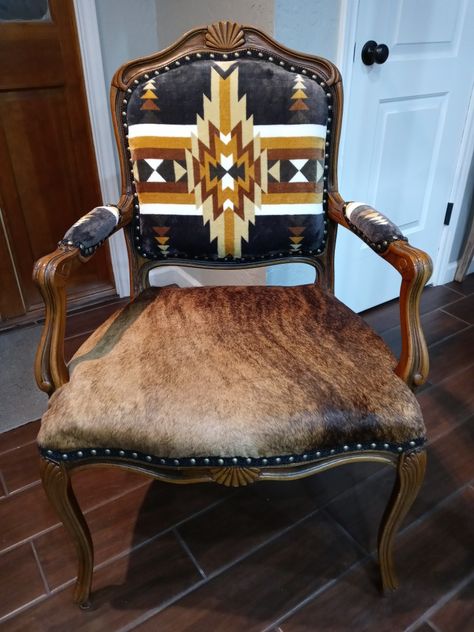 Cowhide Furniture Diy, Western Chair Makeover, Wood Refurbishing, Pendleton Chair, Pendleton Furniture, Western Furniture Ranch Style, Western Chairs, Southwestern Chairs, Cowhide Chairs