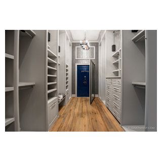 Apartment Laundry Room, Closet Safe, Master Closet Design, Luxury Closets, Closets Design, Contemporary Closet, Morton Building, Hidden Safe, Panic Rooms