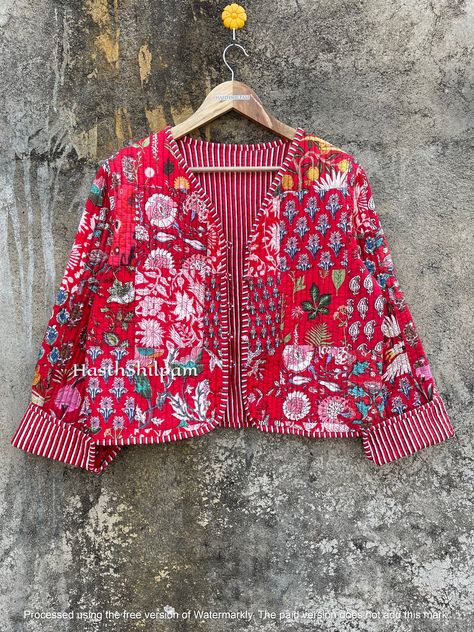 Women Short Crop Jacket Coat, Handmade Quilted Short Jacket, Cotton Patchwork Coat, Indian Cotton Quilted Jacket,s
https://www.etsy.com/listing/1623128577/women-short-crop-jacket-coat-handmade Cotton Caftan, Fall Winter Jacket, Patchwork Coat, Kantha Jacket, Silk Kaftan, Quilt Jacket, Short Styles, Silk Pajamas, Work Jackets