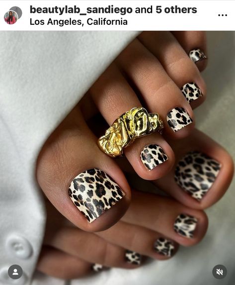 Leopard Pedicure, Toe Nail Art Designs, Summer Nails Colors Designs, Nail Base Coat, Pedicure Nail Designs, Pedicure Ideas, Sally Hansen Nails, Red Nail Art, Summer Toe Nails