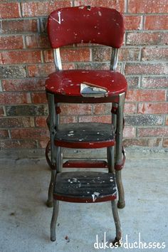 vintage stool before makeover Cosco Step Stool Makeover, Refurbished Bar Stools, Old Style Kitchen, Metal Step Stool, Bar Stool Makeover, Vintage High Chairs, Husband Ideas, Restoring Furniture, Metal Stools