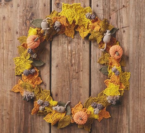 Simply Crochet on Twitter: "Meet Kate from Just Pootling - she designed this gorgeous autumn wreath! https://t.co/59znNLBxR6 https://t.co/q7Nc7xwAo5" Crochet Pansy, Crochet Wreath Pattern, Pansy Pattern, Crochet Snowflake, Crochet Wreath, Crochet Garland, Crochet Snowflake Pattern, Fall Crochet, Fall Crochet Patterns