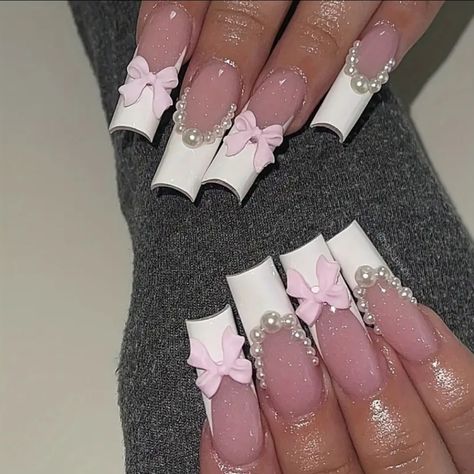 24 Reusable Press On Nails Reusable Color May Vary Due To Lighting Size One Size Condition New Reusable Comes With Mini Nail File And Glue Adhesive Strips Fake Nails White, Manicure Gel, Nagel Tips, Easy Nails, Manicure Tips, Girly Acrylic Nails, Coffin Press On Nails, Hari Valentine, Nail Supplies