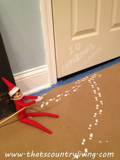 Elf Leaves Tiny Footprints - THE ultimate collection of Elf on the Shelf Ideas!! bit.ly/2b9sPXh Elf Footprints, Christmas Elf Ideas, Easy Elf On The Shelf, Popcorn Garland, Elf Ideas Easy, Bad Elf, Elf On Shelf, Shelf Elf, Toy Advent Calendar