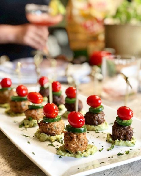 Mexican Canapes Finger Foods, Mini Kebabs Parties Food, Mexican Canapes Appetizers, Mexican Skewer Appetizer, Mini Mexican Appetizers, Beef Hors D’oeuvres, Mexican Wedding Appetizers, Mexican Canapes, Mexican Hors D’oeuvres