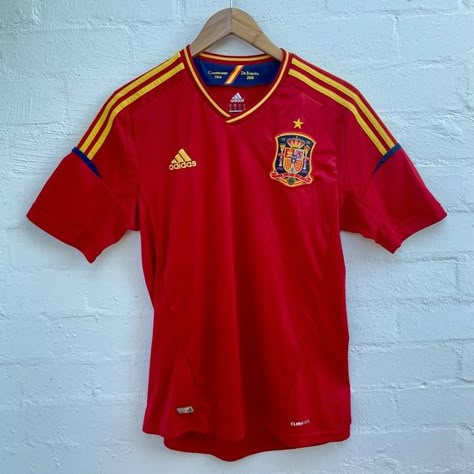 Authentic - Spain soccer jersey 2012. Spain Soccer Jersey, Spain Jersey, Xavi Iniesta, Spain Shirt, World Cup 2010, Spain Soccer, Mexico Soccer Jersey, Spain Football, Spanish Football