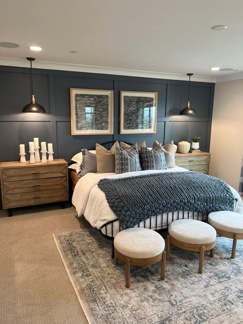 Large Bed Rooms Ideas, Primary Bedroom Ideas With Carpet, 13x10 Bedroom Ideas, Long Master Bed Layout, Dream Bedroom Luxury Master Suite Romantic, Tray Ceiling With Beams Master Bedrooms, Bed Between Two Windows Master Bedrooms, Black White Cream Bedroom, Warm Master Bedrooms Decor