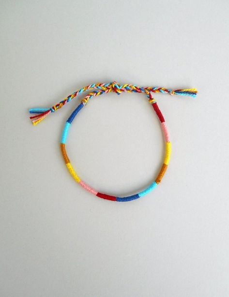 Rope Friendship Bracelet, Bracelet Cotton, Summer Gift Ideas, Cute Friendship Bracelets, Colorful Bracelet, Friendship Bracelets Tutorial, Friendship Bracelets Designs, Surfer Bracelets, Diy Friendship Bracelets Patterns