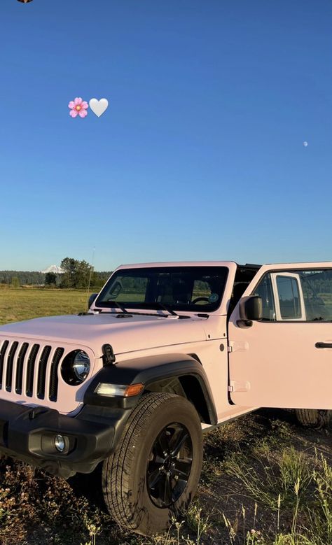 Pink Jeep Wrangler, Car Pink, White Jeep, Custom Jeep Wrangler, Pink Jeep, Jeep Mods, Car Deco, Dream Cars Jeep, Custom Jeep