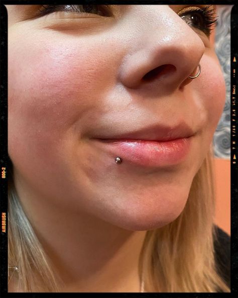 lower lip piercing Lower Lip Piercing, Monroe Piercing, Monroe Piercings, Airbrush App, Lower Lip, Lip Piercing, Editing Pictures, Photo Editor, Fashion Inspiration