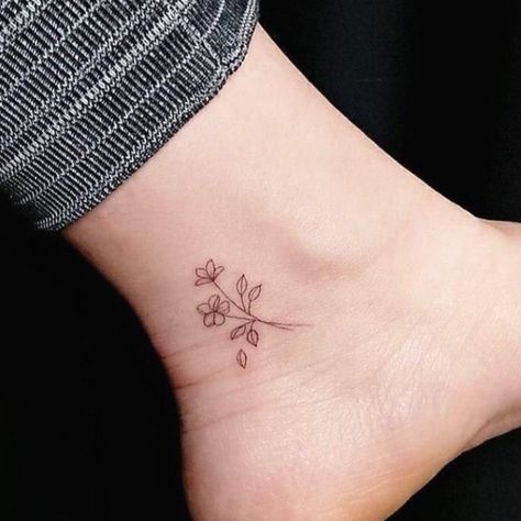 Flower tattoo #sunflowertattoos #tattooforwomen Mini Tattoos Ankle, Delicate Ankle Tattoos For Women, Ankle Tattoo Floral, Floral Ankle Tattoo, Bestie Tats, Tattoo Marker, Rose Tattoo On Ankle, Ankle Tattoo For Girl, Cute Ankle Tattoos