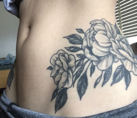 Dark Stomach Tattoos, Back Tattoos Flowers, Flower Hip Tattoo, Lower Stomach Tattoo, Flower Hip Tattoos, Lower Stomach Tattoos, Tattoos Flowers, Stomach Tattoo, Hip Tattoos