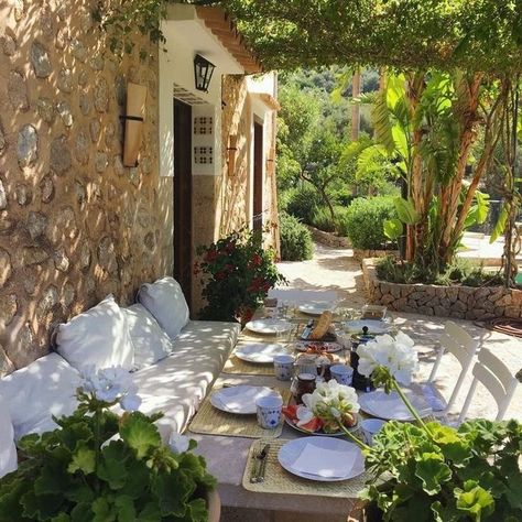 Italian Country, Italian Farmhouse, Italy House, Italy Home, Italian Aesthetic, Italian House, Casa Patio, Italian Countryside, Italian Home