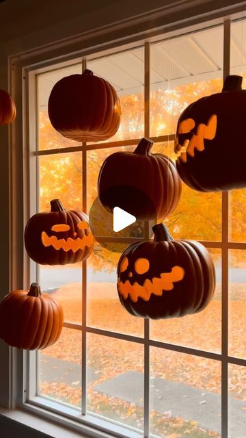 McKenna Barry on Instagram: "Halloween Decorations Harry Potter floating pumpkin tutorial! 🎃  #halloween #halloweendecorations #codeorange #spookyseason #spookyszn #autumn #autumnvibes #darkacademia #darkacademiaaesthetic #harrypotter #harrypotterhalloween #floatingcandles #fall #fallvibes #falldecor #homedecor #fyp #foryou #foryoupage #halloweendecor #floatingpumpkins #diyhalloween #diyhalloweendecor #reels #reelsinstagram" Floating Pumpkins Diy, Floating Pumpkins Harry Potter, Indoor Pumpkin Display, Floating Jack O Lanterns, Halloween Decorations Harry Potter, Harry Potter Ceiling, Mckenna Barry, Floating Pumpkins, Harry Potter Pumpkin