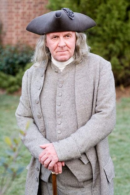 Benjamin Franklin from the HBO miniseries "John Adams." Stephen Dillane, Michael Clayton, Move To Canada, Tom Wilkinson, Anne Of Cleves, Outlander Book Series, 18th Century Costume, John Adams, Character Actor