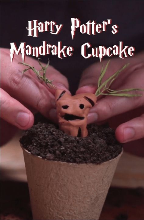 Easy Halloween Recipes:Harry Potter Mandrake Cupcakes - Bitesized.ph Mandrake Cupcakes Harry Potter, Mandrake Dessert, Mandrake Brownies, Mandrake Cupcakes, Harry Potter Dishes, Harry Potter Mandrake, Harry Potter Themed Party, Brown Food Coloring, Harry Potter Cupcakes