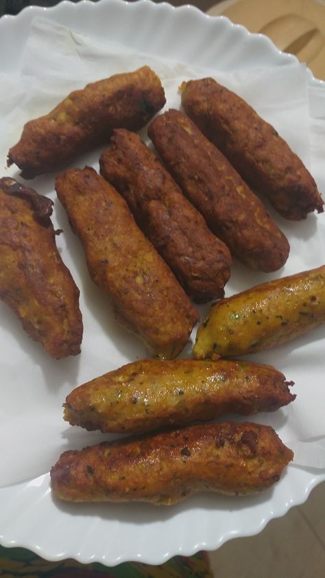 Shami Kabab Snap, Seekh Kabab Snapchat, Chicken Seekh Kabab, Shami Kabab, Seekh Kabab, Fast Food Drinks, Chicken Kebabs, Stylish Dpz, Food Snapchat