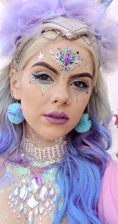 Fairy Festival Makeup, Fairy Makeup Glitter, Fairy Makeup Ideas Halloween, Fairy Make Up Ideas, Edc Makeup Ideas, Unicorn Makeup Ideas, Fairy Fantasy Makeup, Unicorn Makeup Halloween, Ideas For Parties