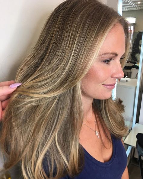 Softer blonde highlights for Cameran today! Thank you so much for coming in! Cameron Wimberly Hair, Cameron Southern Charm, Cameran Wimberly, Cameron Eubanks, Soft Blonde Highlights, Cameran Eubanks, Soft Blonde, Highlights Blonde, Beauty Queen