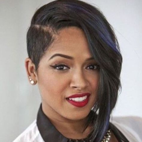 50 Ultra-Cool Shaved Hairstyles for Black Women Black Hairstyles Short, Short Asymmetrical Haircut, Black Haircut Styles, Side Shave, Kort Bob, Asymmetrical Haircut, Ombre Bob, Shaved Side Hairstyles, Asymmetrical Hairstyles