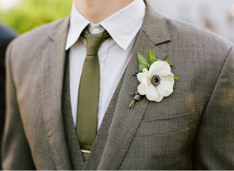 Gray Wedding Suit Ideas Olive Green Weddings, Grey Suit Wedding, Groom Wedding Attire, Green Wedding Colors, Gray Weddings, Green Tie, Groom Attire, Groom Style, Groom And Groomsmen