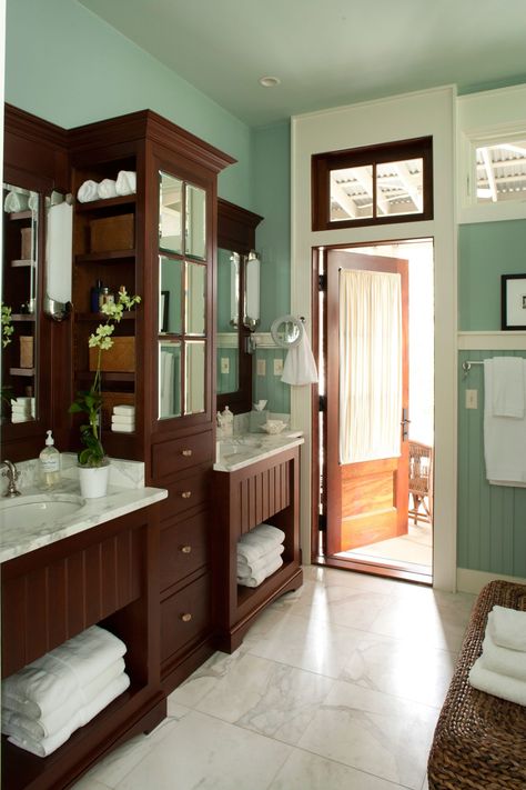 Get Creative with Cabinets Bathroom Cabinates, Bathroom Cherry Cabinets, Cherry Cabinets Bathroom, Door Transom, Calming Bathroom, Cabinet Styling, Upper Cabinet, Bathroom Retreat, Brown Cabinets