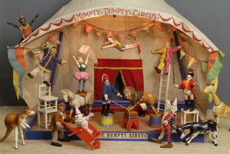 The Humpty Dumpty Circus, with tent, animals and acrobats and clowns. Diy Wooden Toys Plans, Circus Toy, Wooden Toys Design, Toy Piano, Toy Theatre, Wood Toys Plans, Wooden Toys Plans, Woodworking Toys, Circus Tent