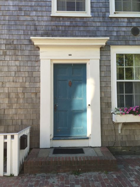 architect design™: The front doors of historic Nantucket Versailles Hall Of Mirrors, New Top Design, French Office, Marie De Medici, Holiday Dining Room, David Hicks, Urban Cottage, Toy Boats, Danger Signs