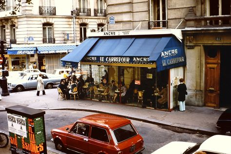 Paris In The 60s, Paris 1970, 1960s France, Times Square 1970s, Rue Cler Paris France, Historical Eras, Old Paris, Paris Photo, Vintage Paris