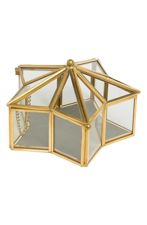 Nordstrom Star Glass Jewelry Box available at #Nordstrom Glass Jewelry Box, Glass Box, Glass Boxes, Fabric Gift Bags, Jewelry Boxes, Fabric Gifts, Anniversary Sale, Free Fabric, Glass Jewelry