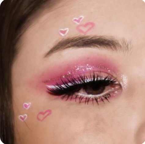 lover makeup Lover Eyeshadow Looks, Pink Star Eye Makeup, Lover Makeup Taylor Swift Simple, Taylor Swift Concert Makeup Ideas Lover, Pink Beach Makeup, Pearl Pink Makeup, Barbie Movie Makeup Ideas, Taylor Swift Lovers Makeup, Pink Cheer Makeup