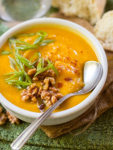 Kobacha Squash Recipes, Kobacha Squash, Kabocha Squash Recipe, Kabocha Squash Soup, Roasted Kabocha Squash, Squash Soup Recipe, Kabocha Squash, Roasted Walnuts, Eggplant Dishes