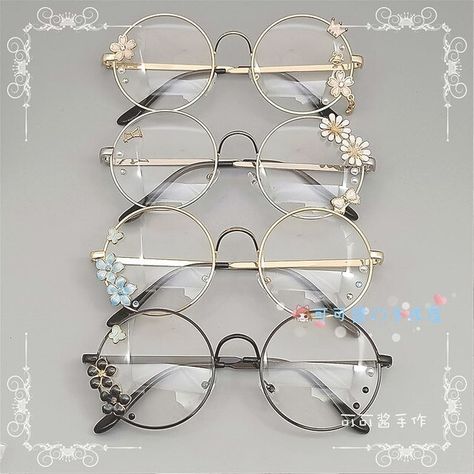 Kawaii Glasses, Funky Glasses, Glasses Trends, Cool Glasses, Cute Glasses, Fashion Eye Glasses, Magical Jewelry, Kawaii Fashion Outfits, Stylish Glasses