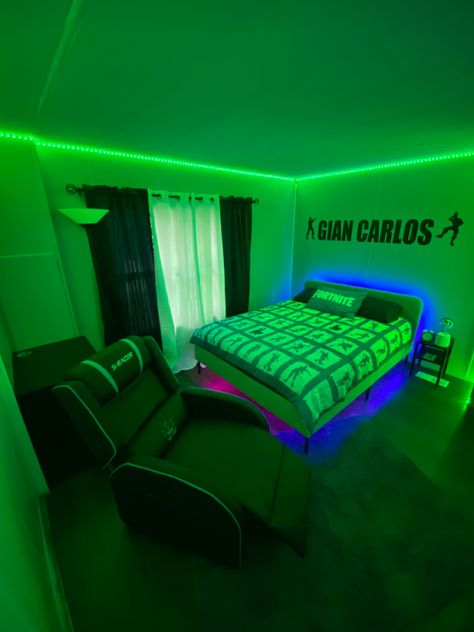 Fortnite Room Decor Ideas, Bedroom Ideas For Gamers, Fortnite Room Ideas For Boys, Fortnite Bedroom Ideas For Boys, Boys Bedroom Ideas Gamer, Fortnite Bedroom Ideas, Boys Gaming Bedroom, Siblings Room, Fortnite Bedroom