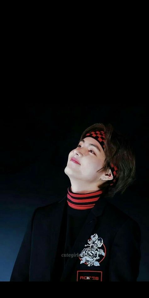 Taehyung Smile Wallpaper, Bts V Pic, V Pic, Couple Dance Songs, Taehyung Smile, Tv Wall Decor Ideas, Bts V Photos, Bts Jungkook Birthday, Won Woo