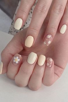 Short Nail Ideas Flowers, Summer Nails Short For Kids, Cute Nail Painting Ideas For Short Nails, Cute Nails Really Short, School Nails Ideas Short, Really Short Nail Designs Simple, Short French Tip Nails With Flowers, Nail Ideas For Kids Summer, Simple Short Nail Ideas Natural