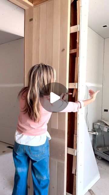 AMB | Anne-Marie Barton | The details in this bathroom are starting to show— the precision in the hinges.. the goal here is plaster up to the very edge where the... | Instagram Hidden Doorway Ideas, Anne Marie Barton, Closet Door Ideas, Dorm Layout, Mediterranean Farmhouse, Plastered Walls, Hardware Ideas, Flush Door Design, Awesome Houses