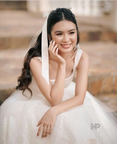 Francine Diaz Gown, Francine Diaz Photoshoot, Pre Debut Photoshoot, Francine Diaz, Debut Photoshoot, Debut Ideas, 21st Birthday Photoshoot, Grad Photoshoot, Photoshoot Concept