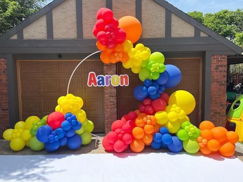 Aaron Name, Lego Party Decorations, Rainbow Balloon Arch, Transportation Birthday Party, Happy 3rd Birthday, Transportation Birthday, Girls Birthday Party Themes, Pool Birthday, Elmo Birthday