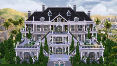 Bloxburg House Ideas Exterior Castle, Giant Bloxburg Mansion, Elegant Bloxburg House Exterior, Blox Burg Mansion Layout, Boo Burg Mansion Layout, Minecraft Estate House, Really Detailed Bloxburg Builds, Bloxburg Manor Layout, Castle Bloxburg House