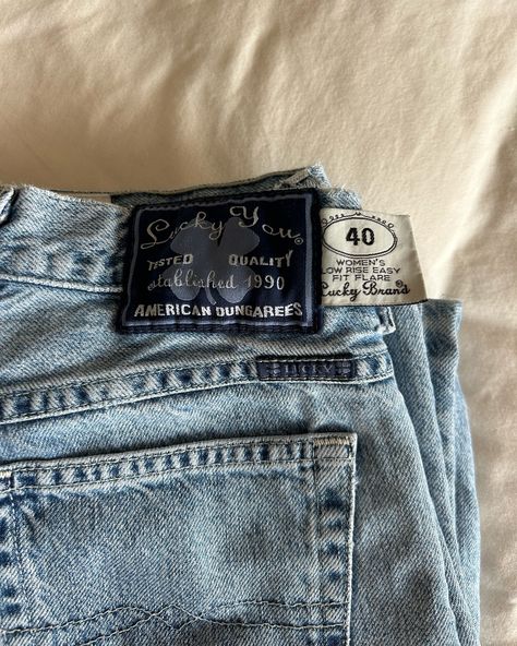 ⭐️ SOLD ⭐️ Vintage made in USA Lucky brand button fly jeans Size 26” waist, 9” rise, 40” hips, 28” in seam $65 Comment “I want it” or dm me if you would like to buy these jeans 💙 Lucky Jeans, Lucky You, Button Fly Jeans, Dm Me, Lucky Brand, Mood Board, Close Up, I Want, Made In Usa