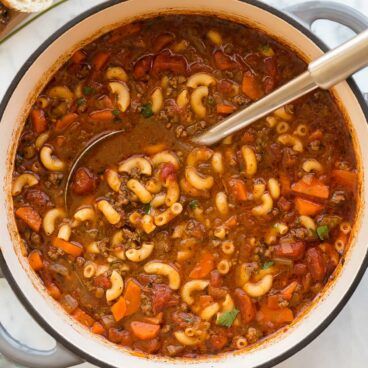 Stew Beef Recipes, Tomato Macaroni Soup, Recipes With Diced Tomatoes, Tomato Macaroni, Macaroni Soup Recipes, Pasta Veggies, Healthy One Pot Meals, Macaroni Soup, Stew Beef