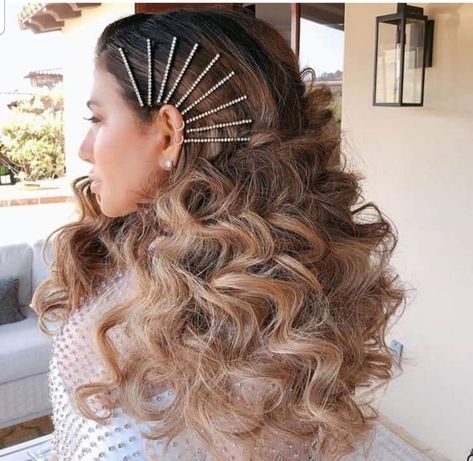 Ghd Hair, Hairstyle Youtube, Rhinestone Hair Clip, Bohemian Hairstyles, Rhinestone Hair, Holiday Hairstyles, Elegant Hairstyles, Hair Barrettes, Ombre Hair