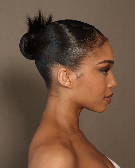 Lori Harvey Slicked Back Hairstyles, Lori Harvey, Tracee Ellis Ross, Protective Hairstyles Braids, Slicked Back Hair, Slick Hairstyles, Sleek Hairstyles, Relaxed Hair, Asian Hair