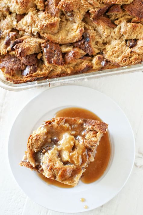 Toffee Bread Pudding Recipe, Toffee Bread Pudding, Brown Sugar Caramel Sauce, Cinnamon Cake Recipes, Pudding Bread, Brown Sugar Caramel, Cheese Pudding, Cinnamon Roll Bread, Strawberry Cream Cakes